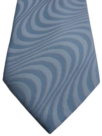 BERND BENIOFF EXCLUSIVE Mens Tie Blue Waves